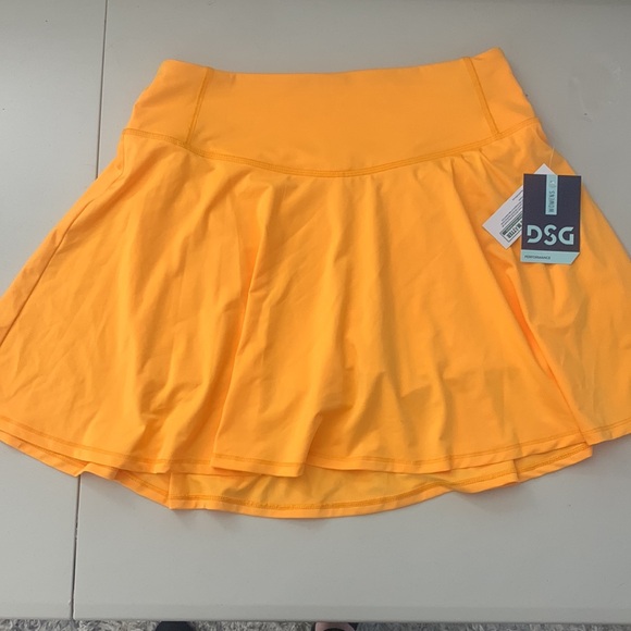 Bright orange tennis/golf skirt - Picture 3 of 5
